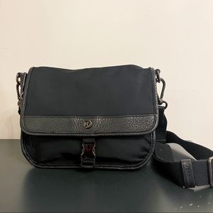 Black Lululemon Purse